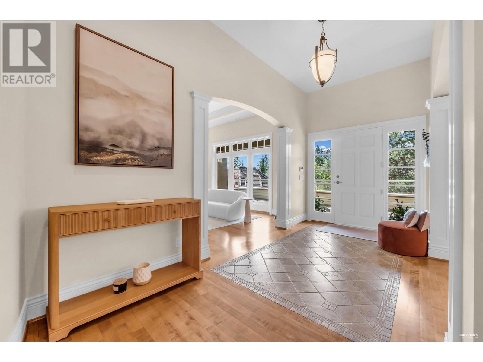 Property at 4513 CAULFEILD LANE image 4