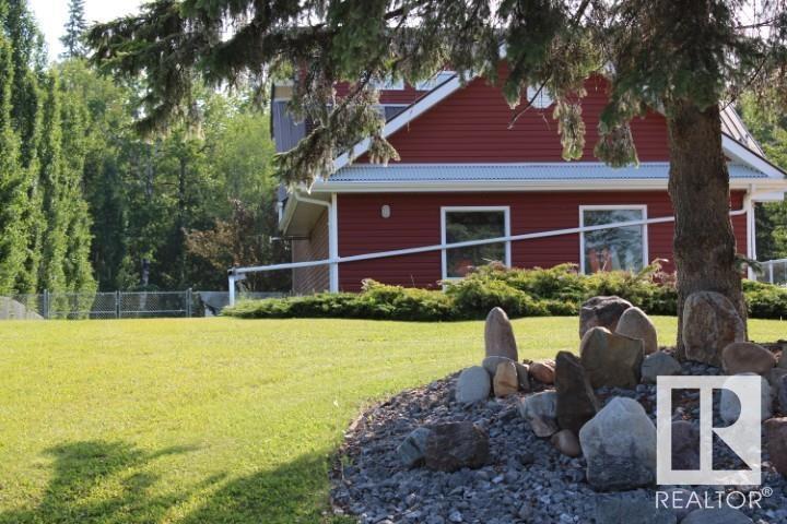 28 Silver Beach, Rural Wetaskiwin County, Alberta  T0C 2C0 - Photo 2 - E4444517