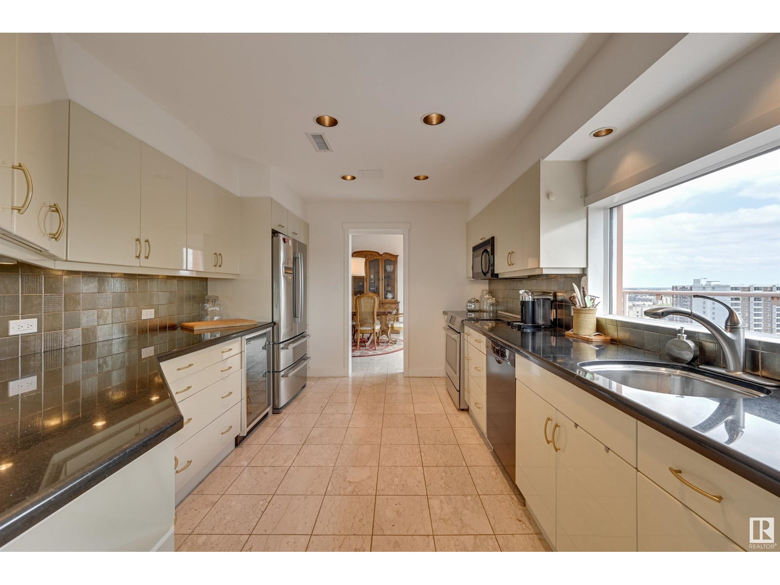 Property at #1701 10010 119 ST NW image 1