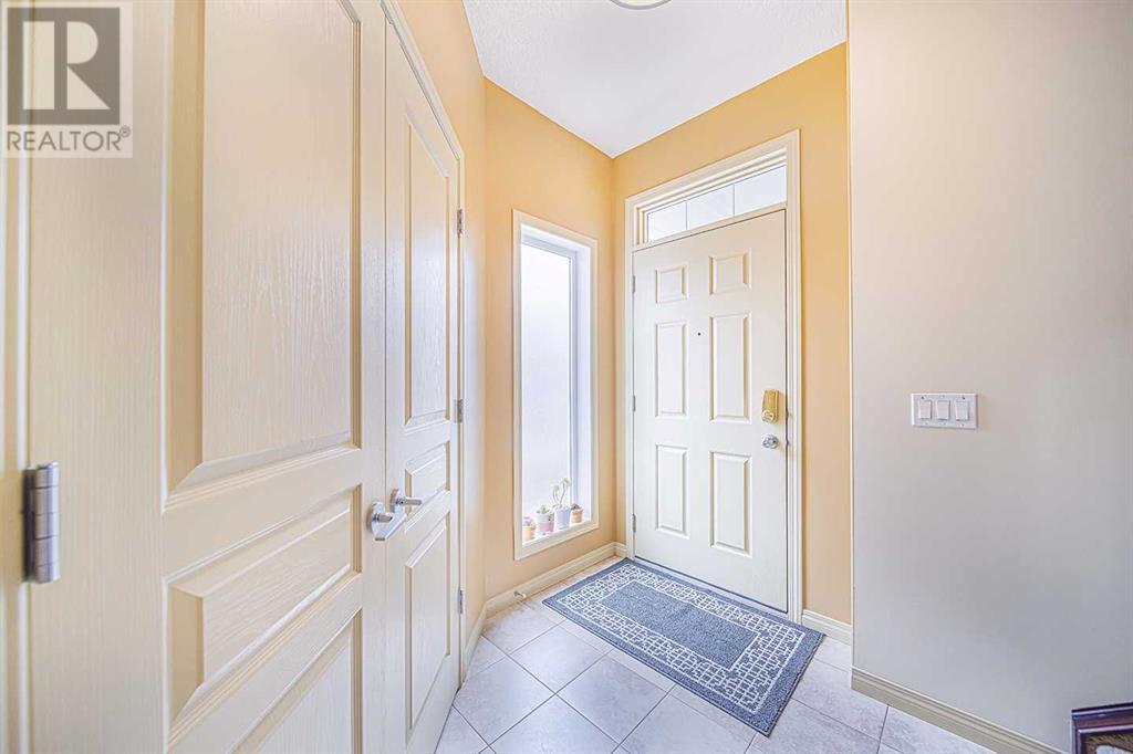 Property at 1609 Sherwood Boulevard NW image 2