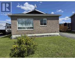 77 Matachewan Rd, Manitouwadge, Ca