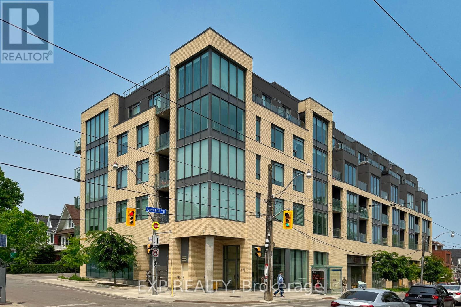 Property at 201 - 495 LOGAN AVENUE image 1