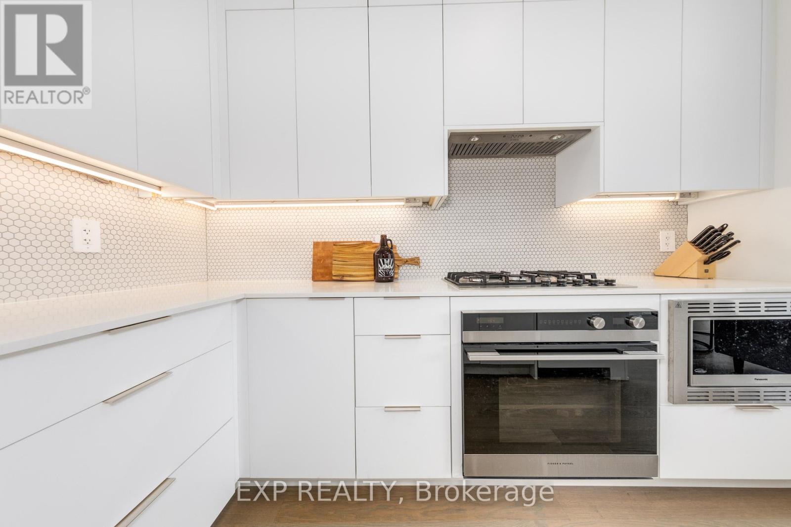 201 - 495 Logan Avenue, Toronto (North Riverdale), Ontario  M4K 0A5 - Photo 10 - E12269223
