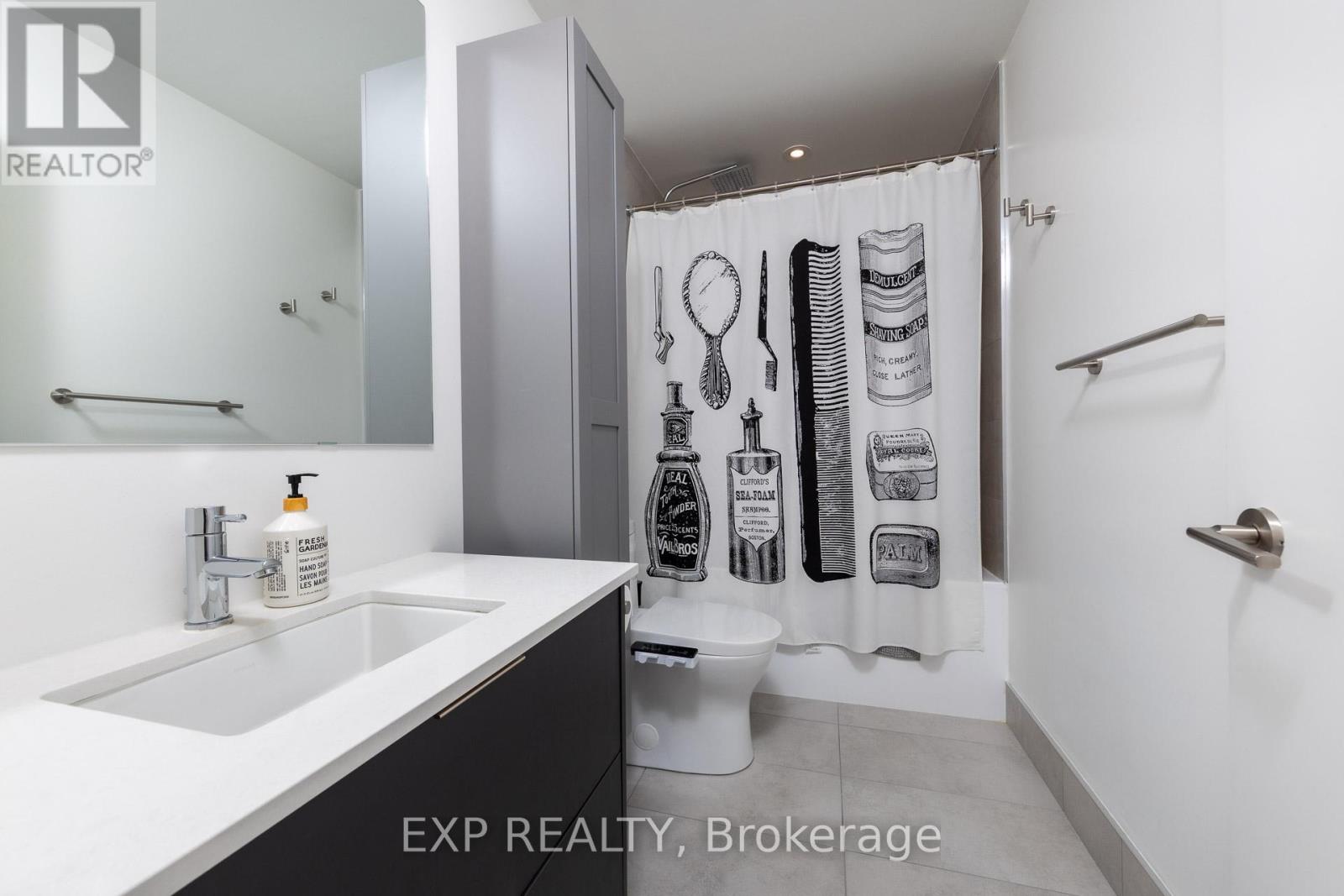 201 - 495 Logan Avenue, Toronto (North Riverdale), Ontario  M4K 0A5 - Photo 14 - E12269223