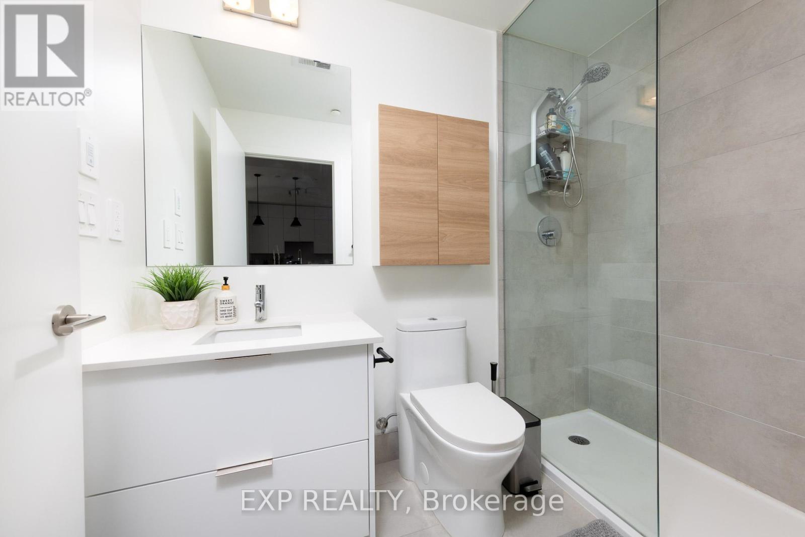 201 - 495 Logan Avenue, Toronto (North Riverdale), Ontario  M4K 0A5 - Photo 17 - E12269223