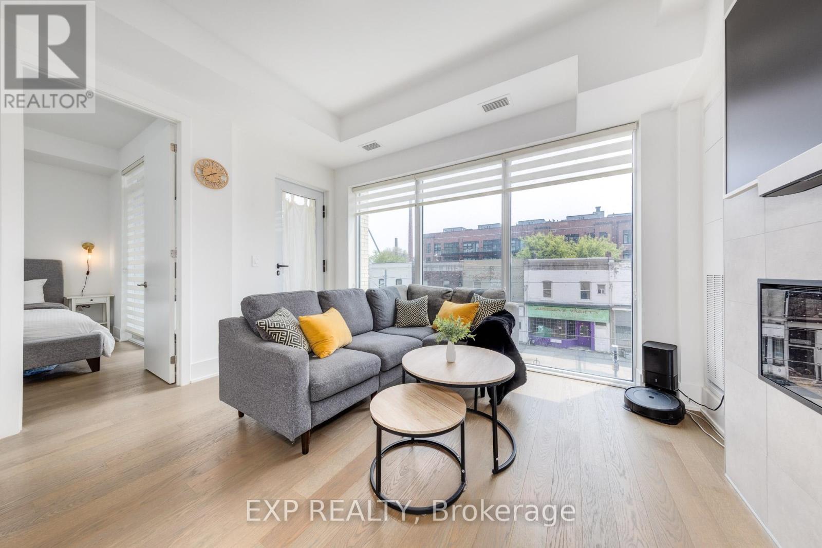 201 - 495 Logan Avenue, Toronto (North Riverdale), Ontario  M4K 0A5 - Photo 5 - E12269223