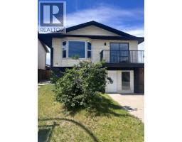 12 Whitworth Way Ne Whitehorn, Calgary, Ca