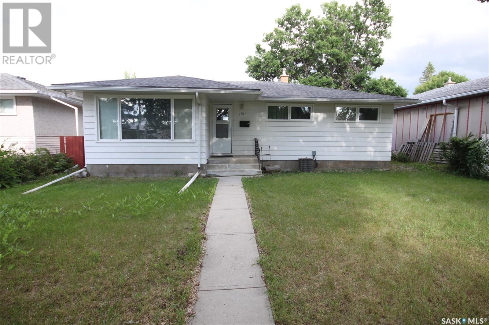 Property at 151 SMITH STREET N image 1