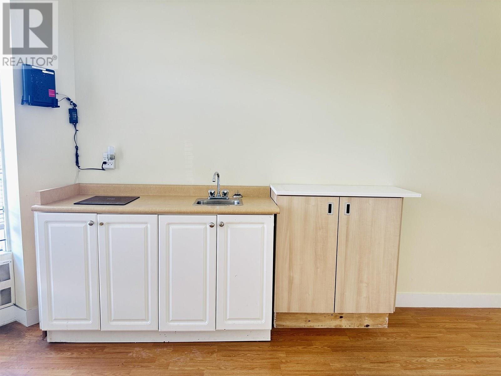 1590 Kingsway Street, Vancouver, British Columbia  V5N 2R9 - Photo 4 - C8070594