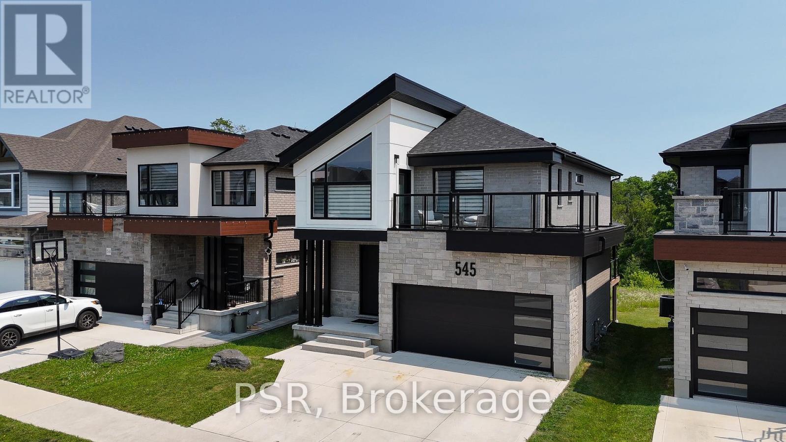 Property at 545 DOONWOODS CRESCENT image 1