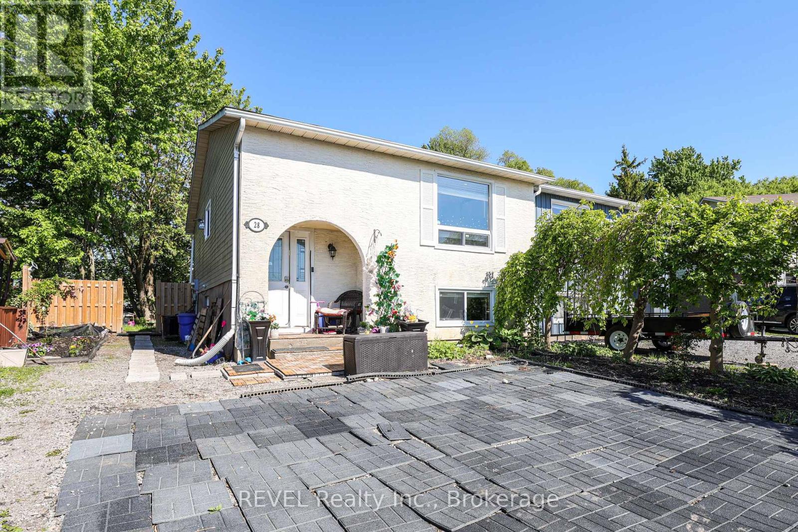 Property at 28 DODDS COURT image 1