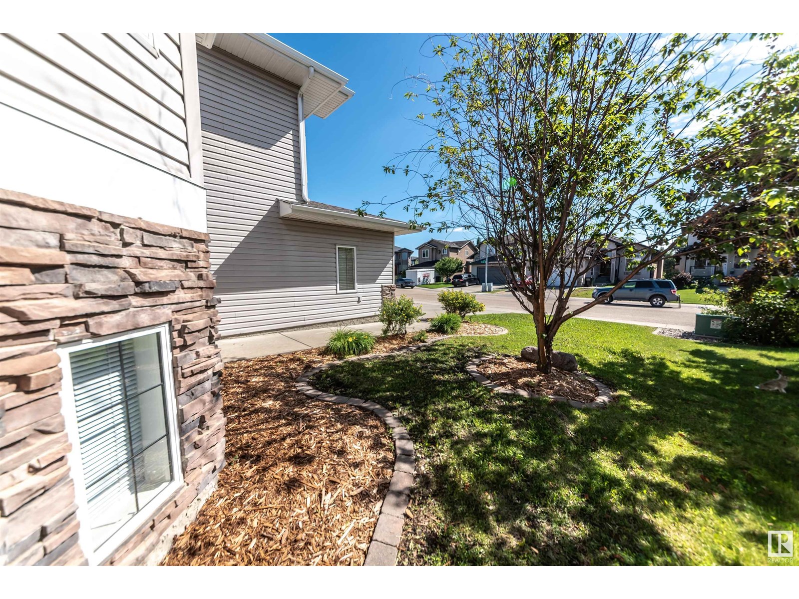 Property at 14908 16 ST NW image 5