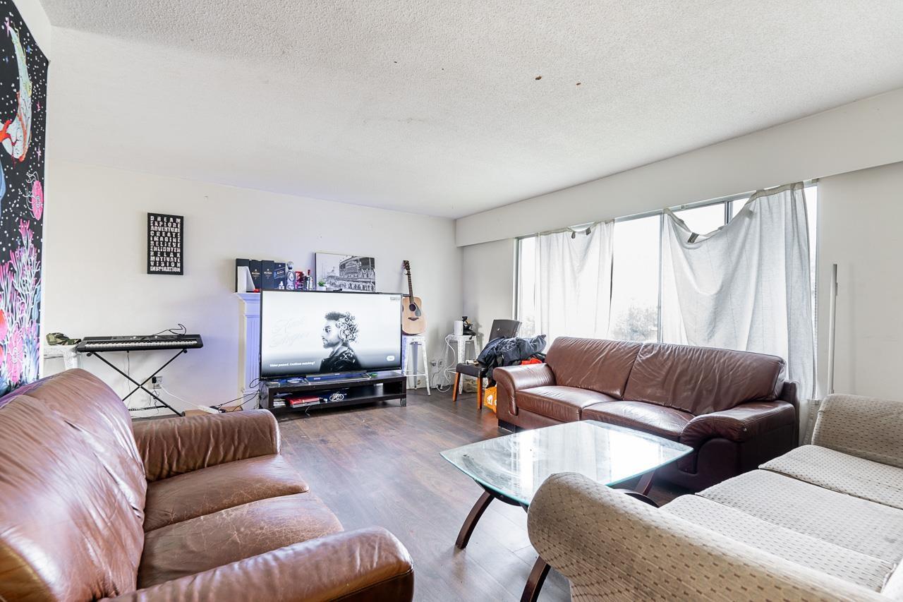 Property at 8753 116A STREET image 3