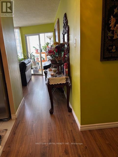 602 - 21 Markbrook Lane, Toronto, Ontario  M9V 5E4 - Photo 3 - W12269275