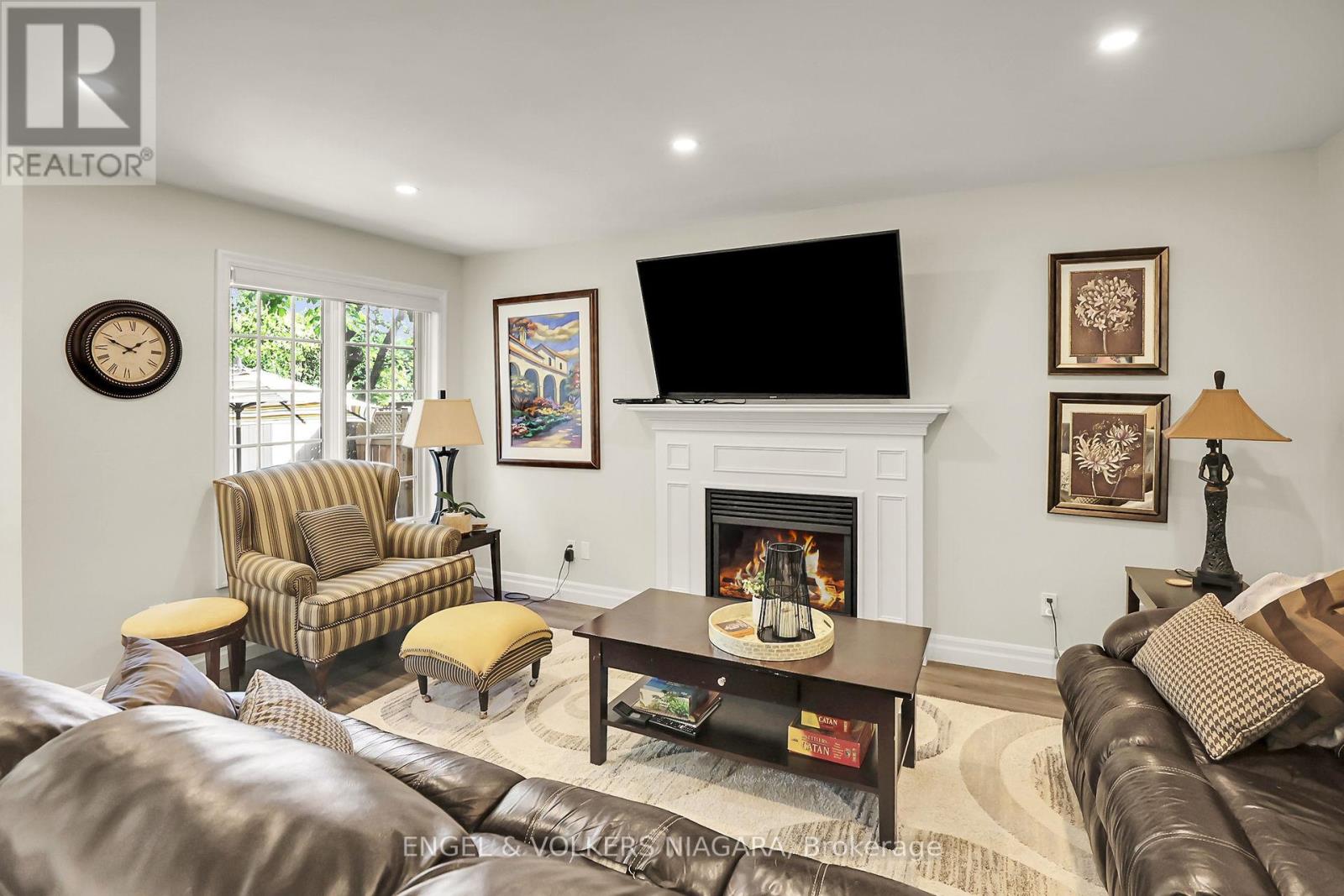 624 Simcoe Street, Niagara-On-The-Lake, Ontario  L0S 1J0 - Photo 17 - X12268366