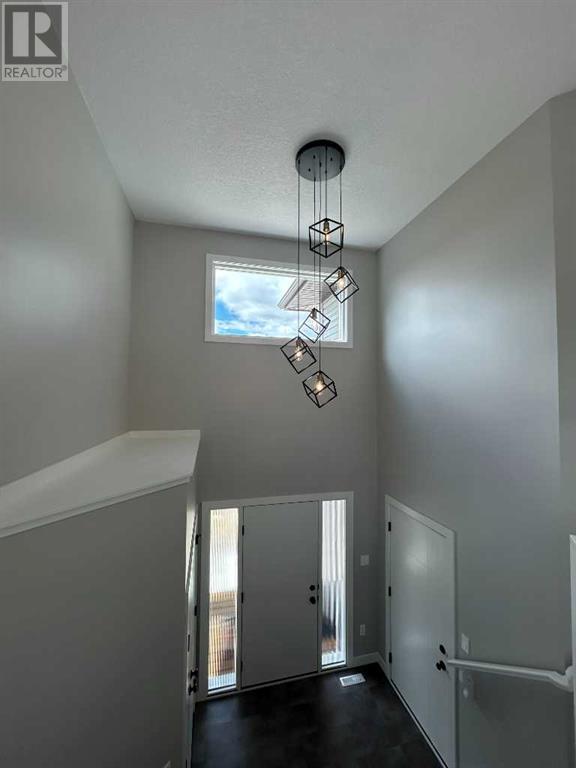 Property at 10625 113 Street image 4