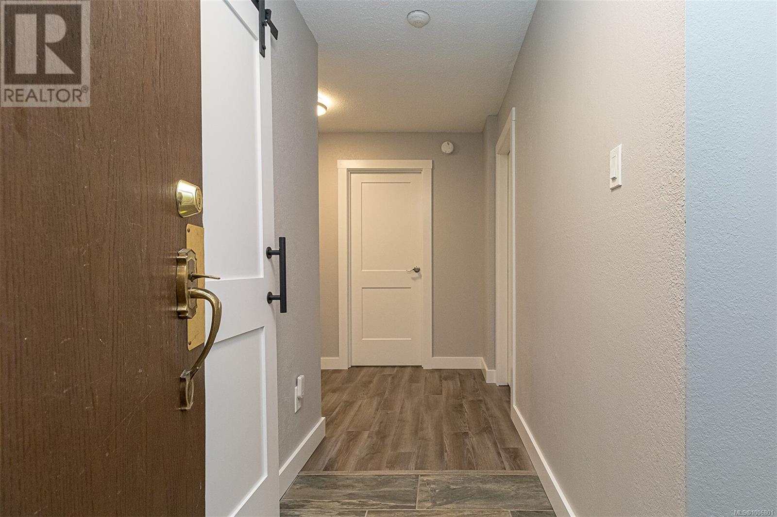 310 1009 Mckenzie Ave, Saanich, British Columbia  V9B 4B1 - Photo 6 - 1006801