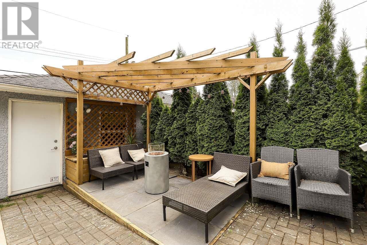 5606 Rhodes Street, Vancouver, British Columbia  V5R 3N9 - Photo 11 - R3017902