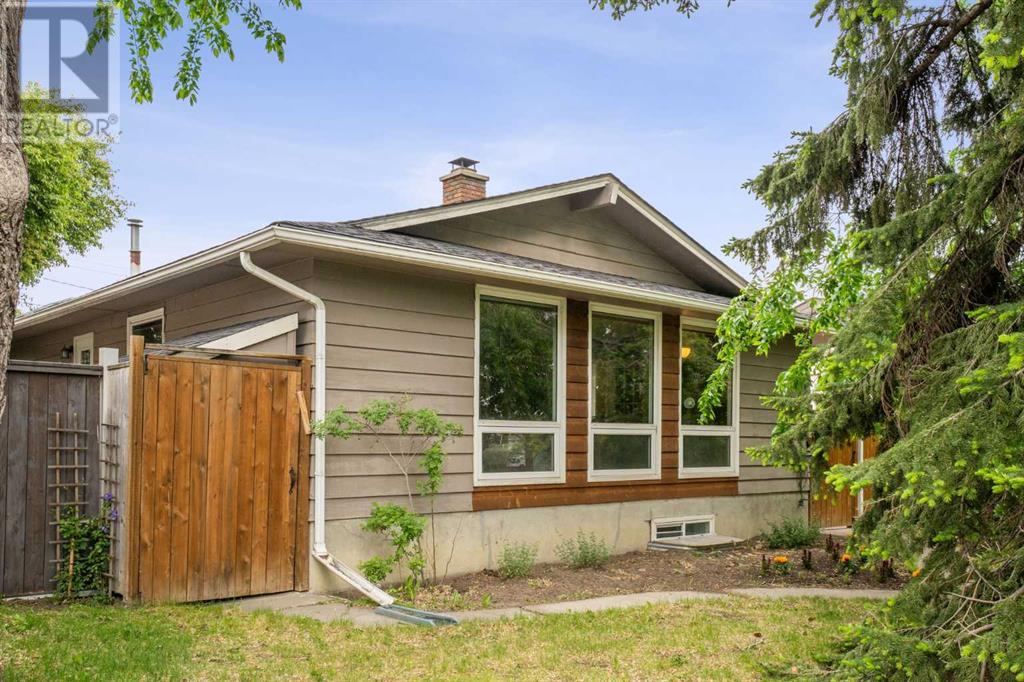 Property at 220 72 Avenue NE image 2