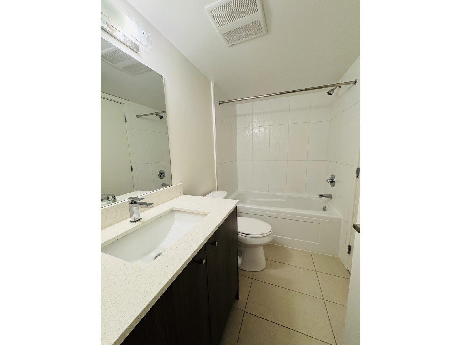 Property at 211 10688 140 STREET image 3