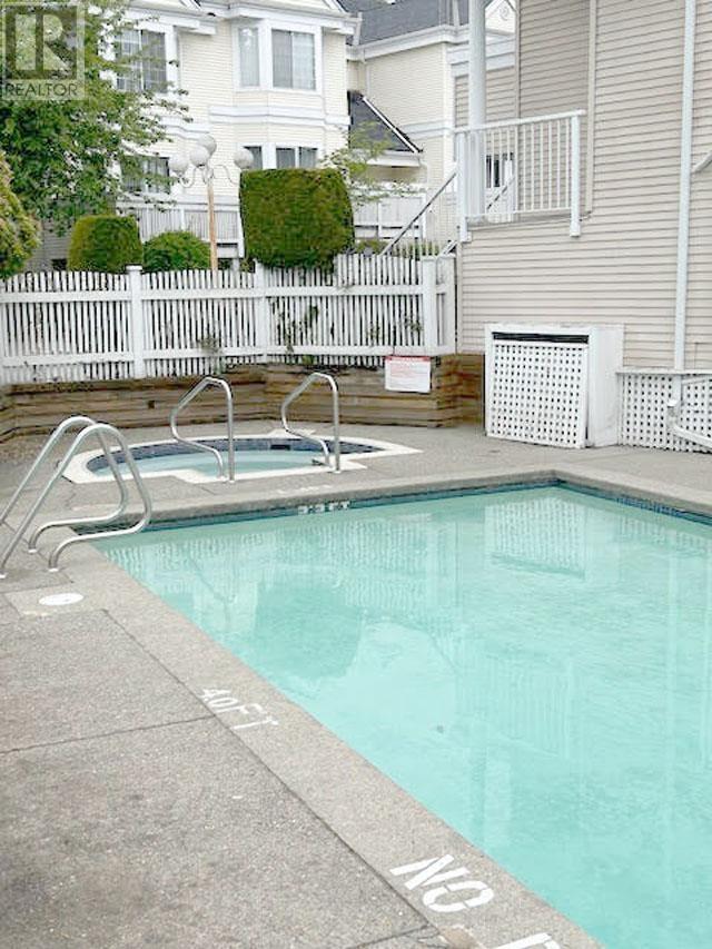 Listing Picture 23 of 24 : 9 6700 RUMBLE STREET, Burnaby / 本拿比 - 魯藝地產 Yvonne Lu Group - MLS Medallion Club Member