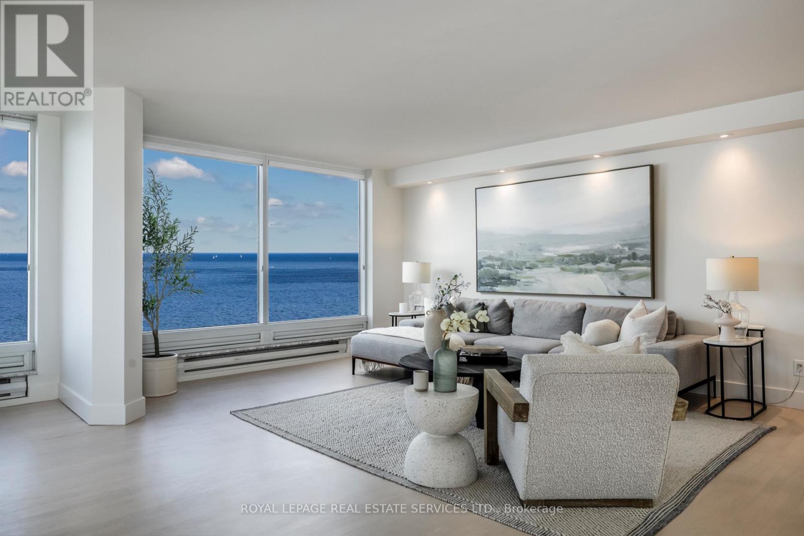 Property at 1203 - 1 PALACE PIER COURT image 2