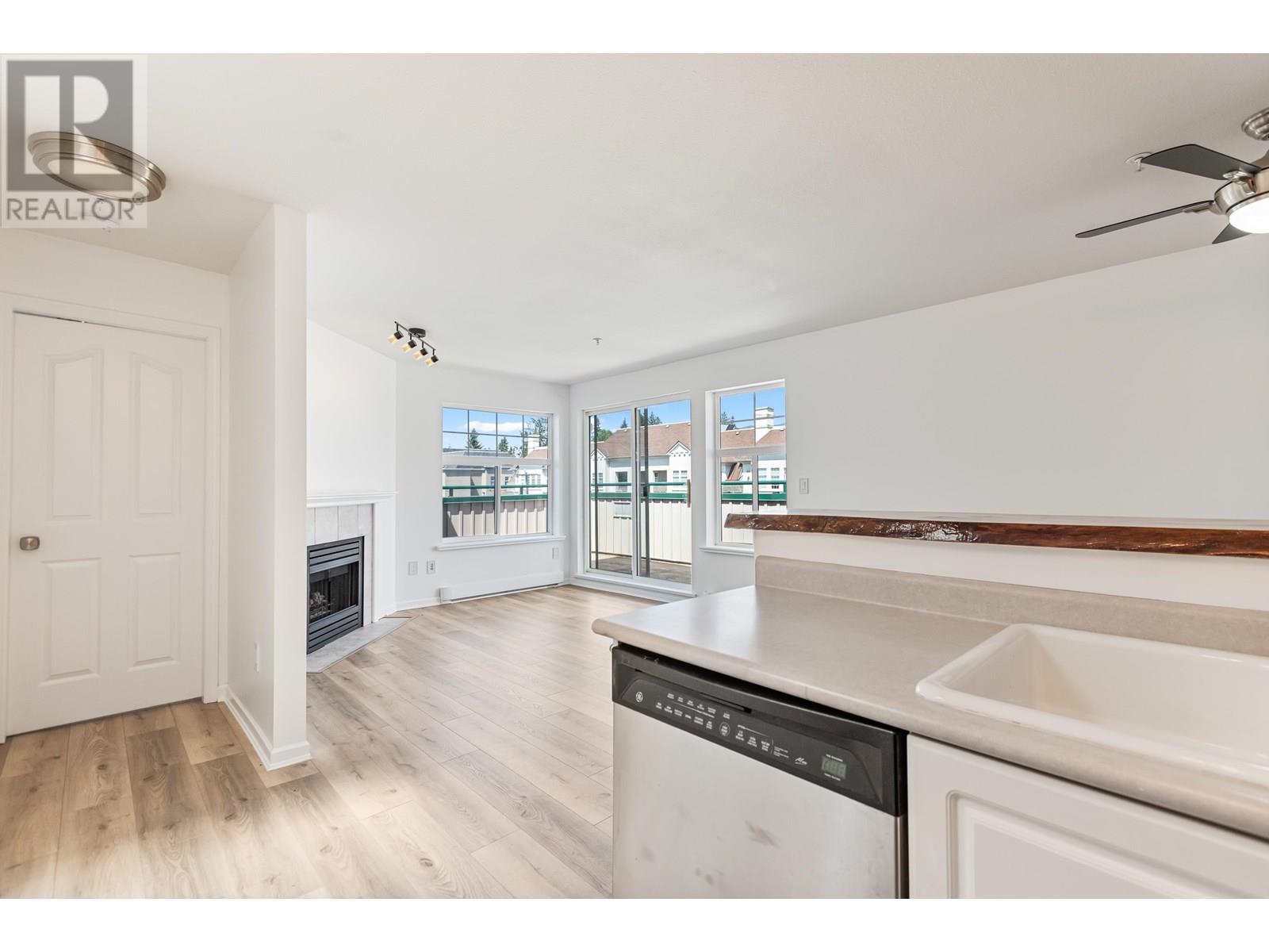 402 1618 Grant Avenue, Port Coquitlam, British Columbia  V3B 1P3 - Photo 8 - R3024068