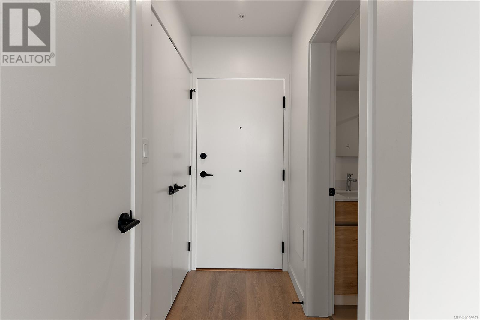 908 1097 View St, Victoria, British Columbia  V8V 3Z9 - Photo 19 - 1006507