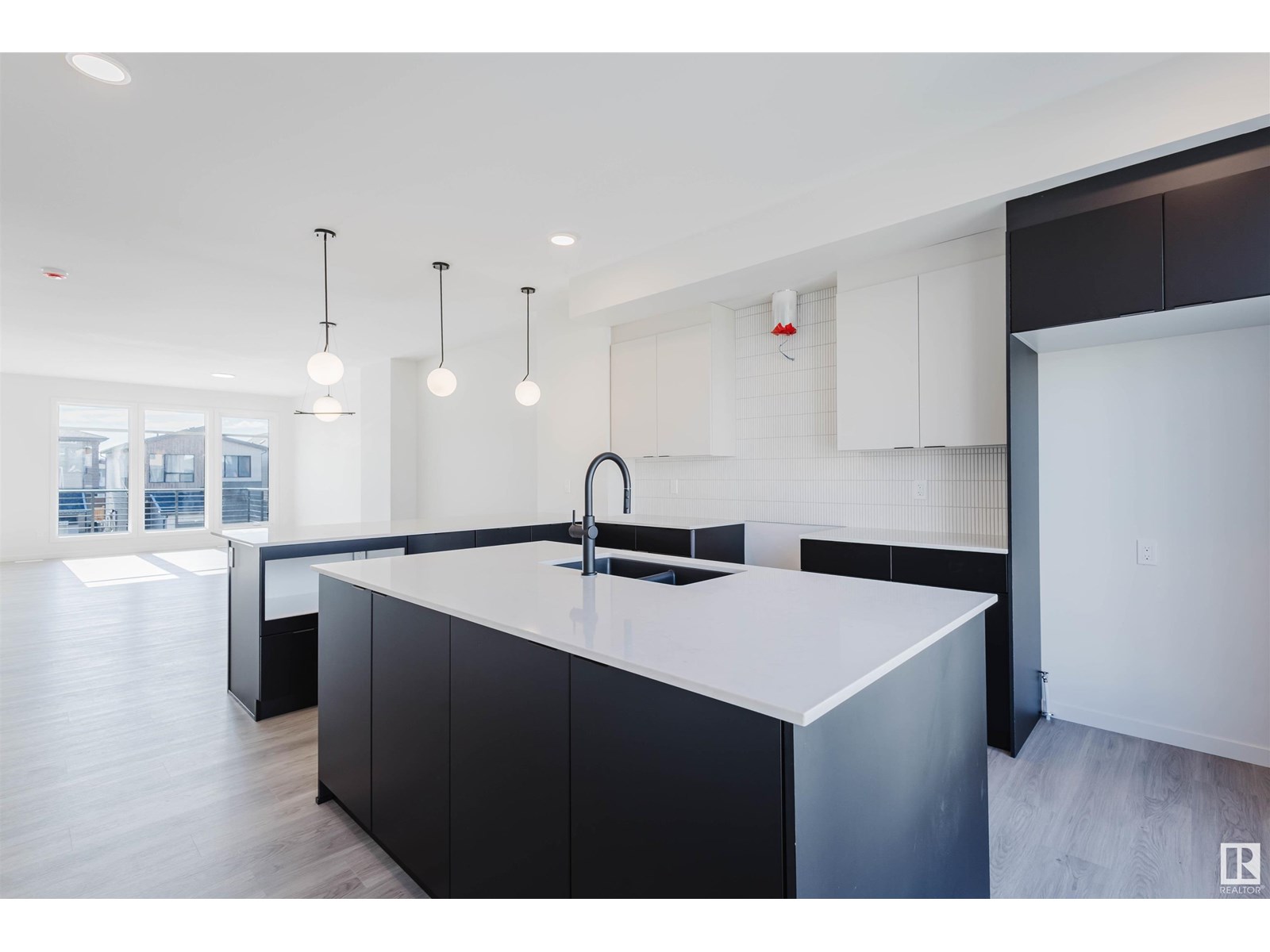 415 33 ST SW, Edmonton, Alberta
