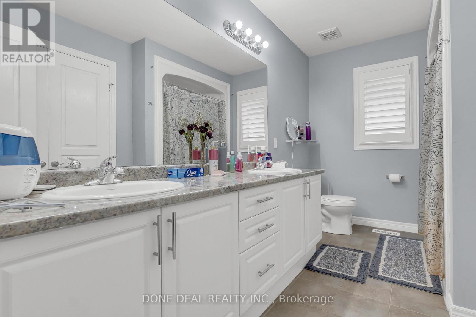109 Showcase Drive, Hamilton, Ontario  L0R 1P0 - Photo 13 - X12269340