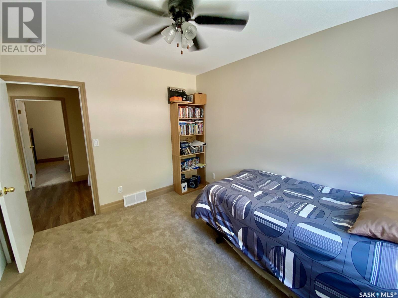 120 3rd Street W, Carnduff, Saskatchewan  S0C 0S0 - Photo 19 - SK011844