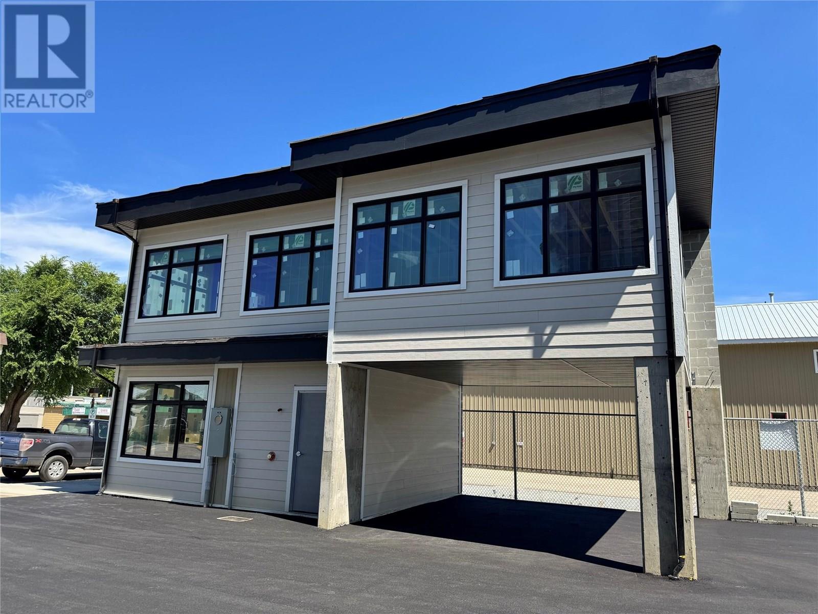 704 Cliff Avenue, Enderby, British Columbia