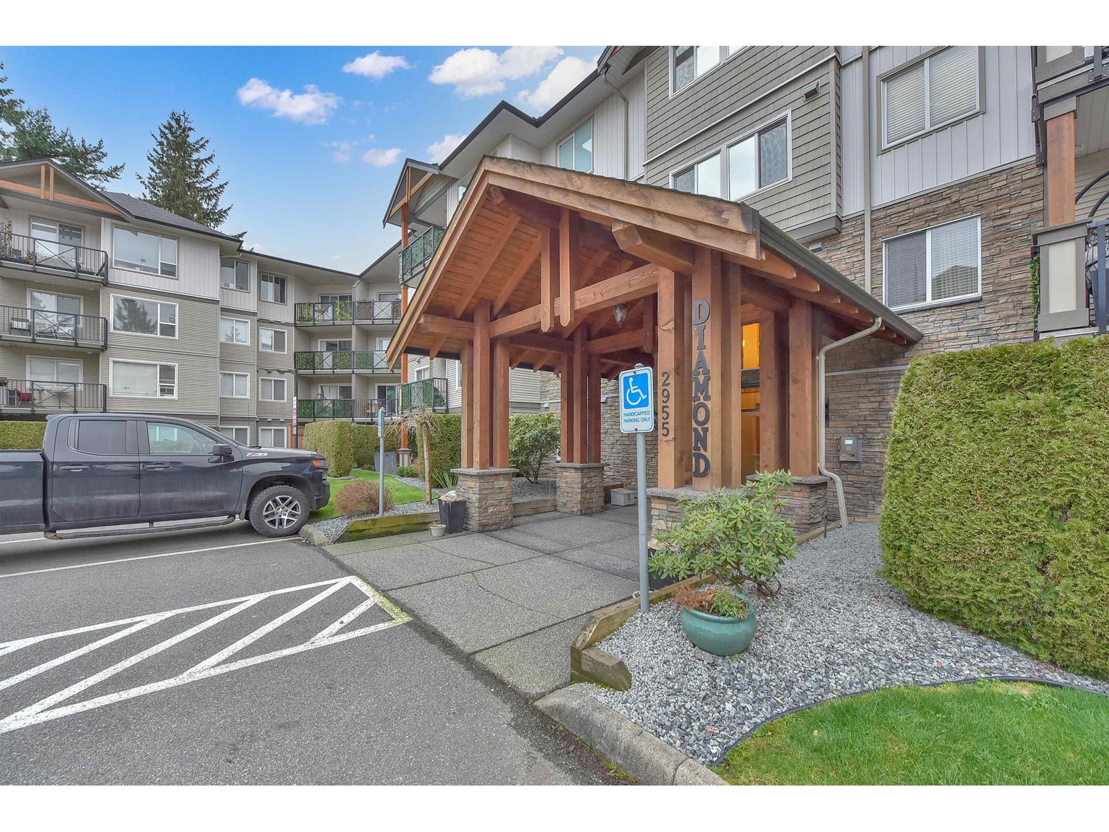 310 2955 Diamond Crescent, Abbotsford, British Columbia V2T 2L5 - Photo 2 - R3023702