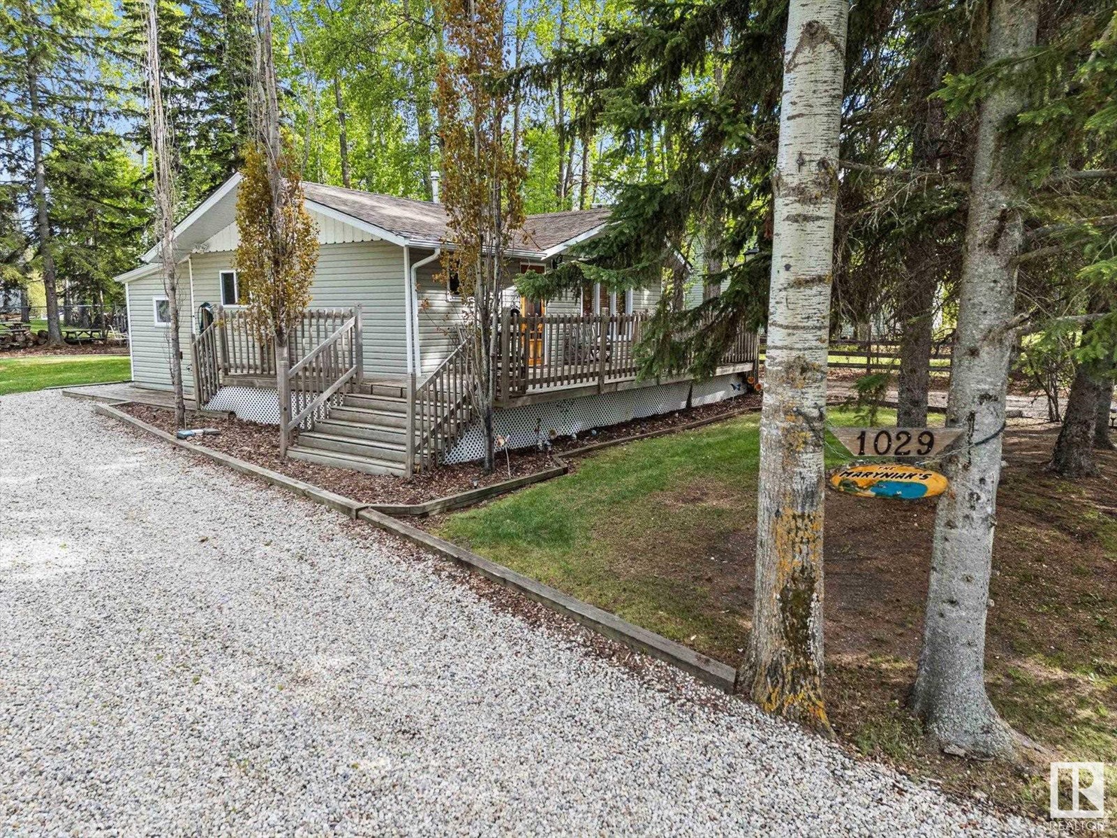 1028-1029 10 St, Rural Lac Ste. Anne County, Alberta  T0E 0A2 - Photo 12 - E4436991