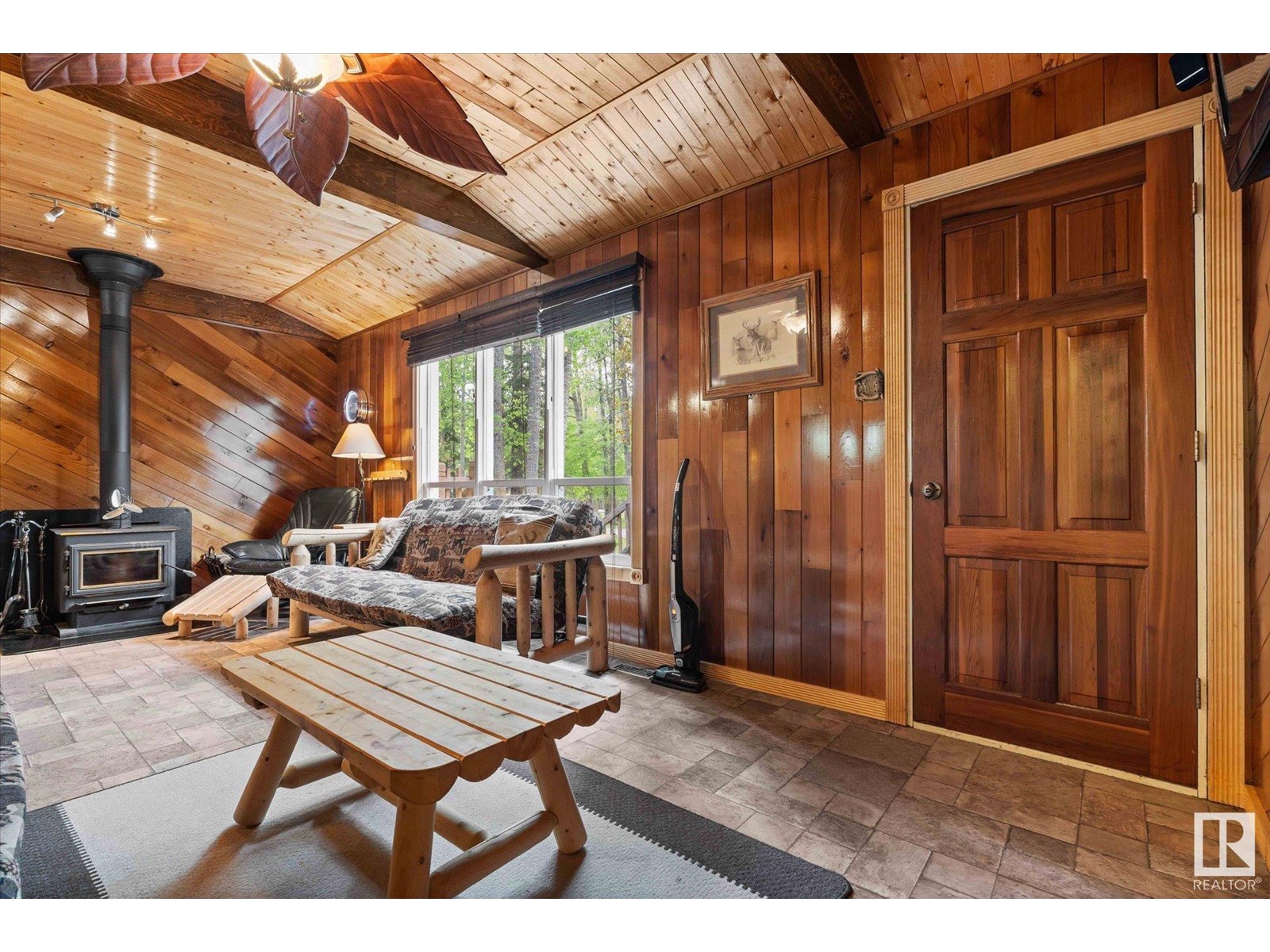 1028-1029 10 St, Rural Lac Ste. Anne County, Alberta  T0E 0A2 - Photo 13 - E4436991