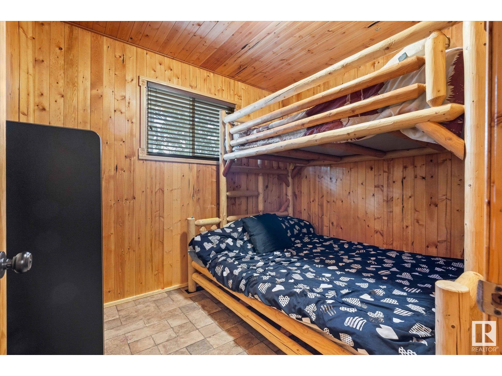 1028-1029 10 St, Rural Lac Ste. Anne County, Alberta  T0E 0A2 - Photo 24 - E4436991