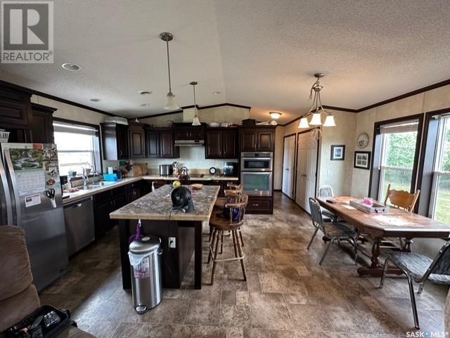 Schuweiler Acreage, Stonehenge Rm No. 73, Saskatchewan  S0H 0B0 - Photo 6 - SK011708