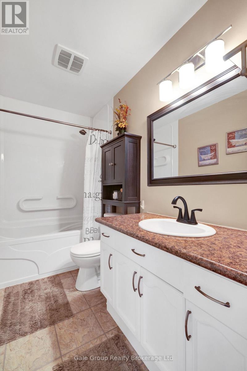 167 Clarence Avenue, Ingersoll, Ontario  N5C 3X9 - Photo 24 - X12269429