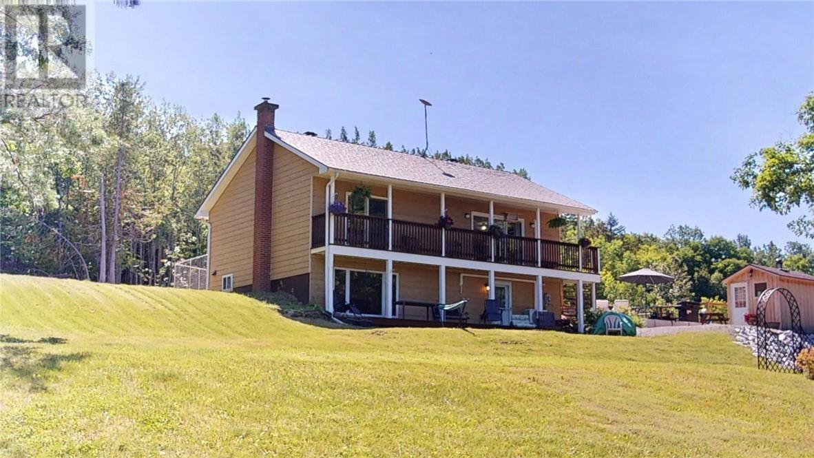 129 Maple, Kagawong, Ontario  P0P 1J0 - Photo 13 - 2123361