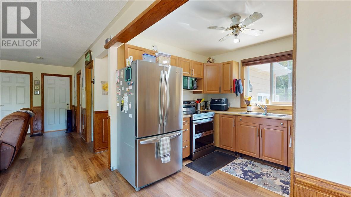 129 Maple, Kagawong, Ontario  P0P 1J0 - Photo 27 - 2123361