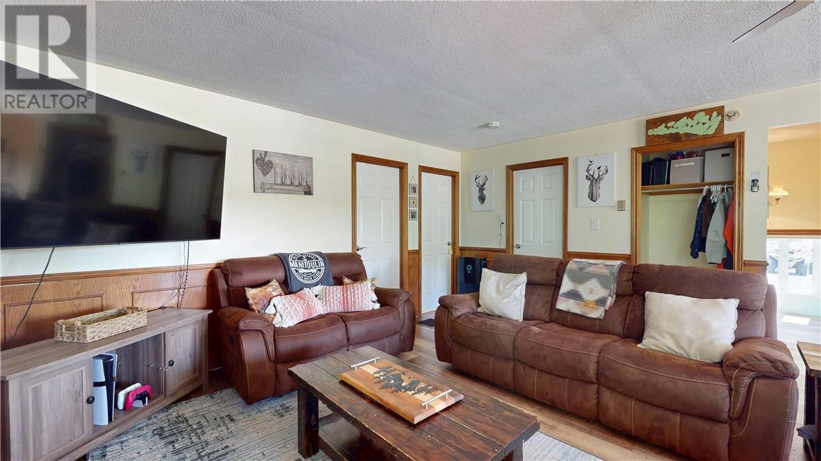 129 Maple, Kagawong, Ontario  P0P 1J0 - Photo 35 - 2123361