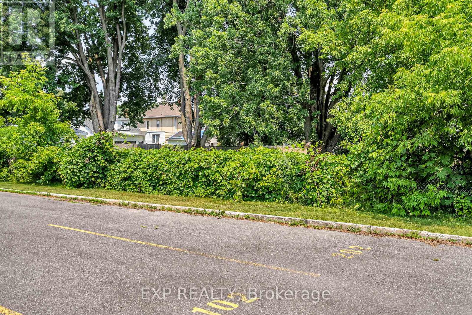 202 - 412 Fifth Street E, Cornwall, Ontario  K6H 2M2 - Photo 24 - X12269445
