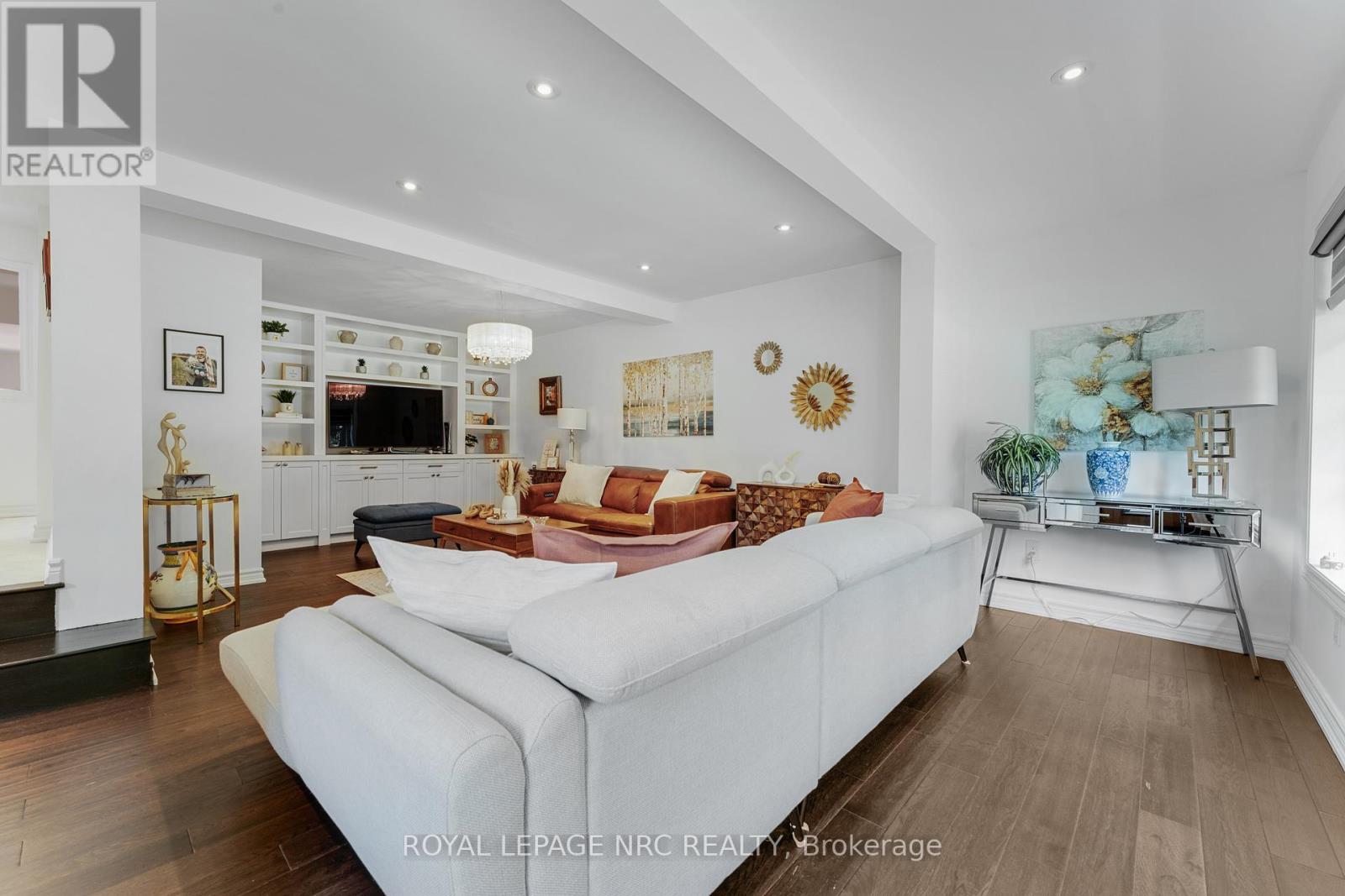 Property at 2435 DORCHESTER ROAD image 5