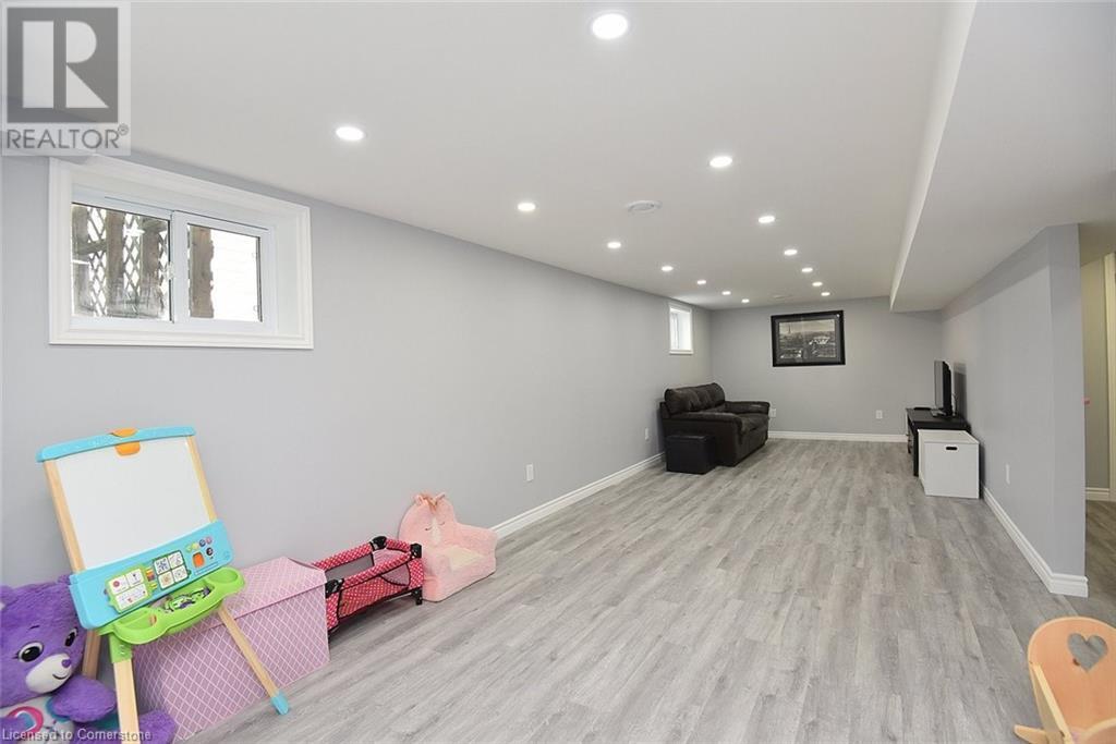 97 Page Street, St. Catharines, Ontario  L2R 4A8 - Photo 29 - 40745079