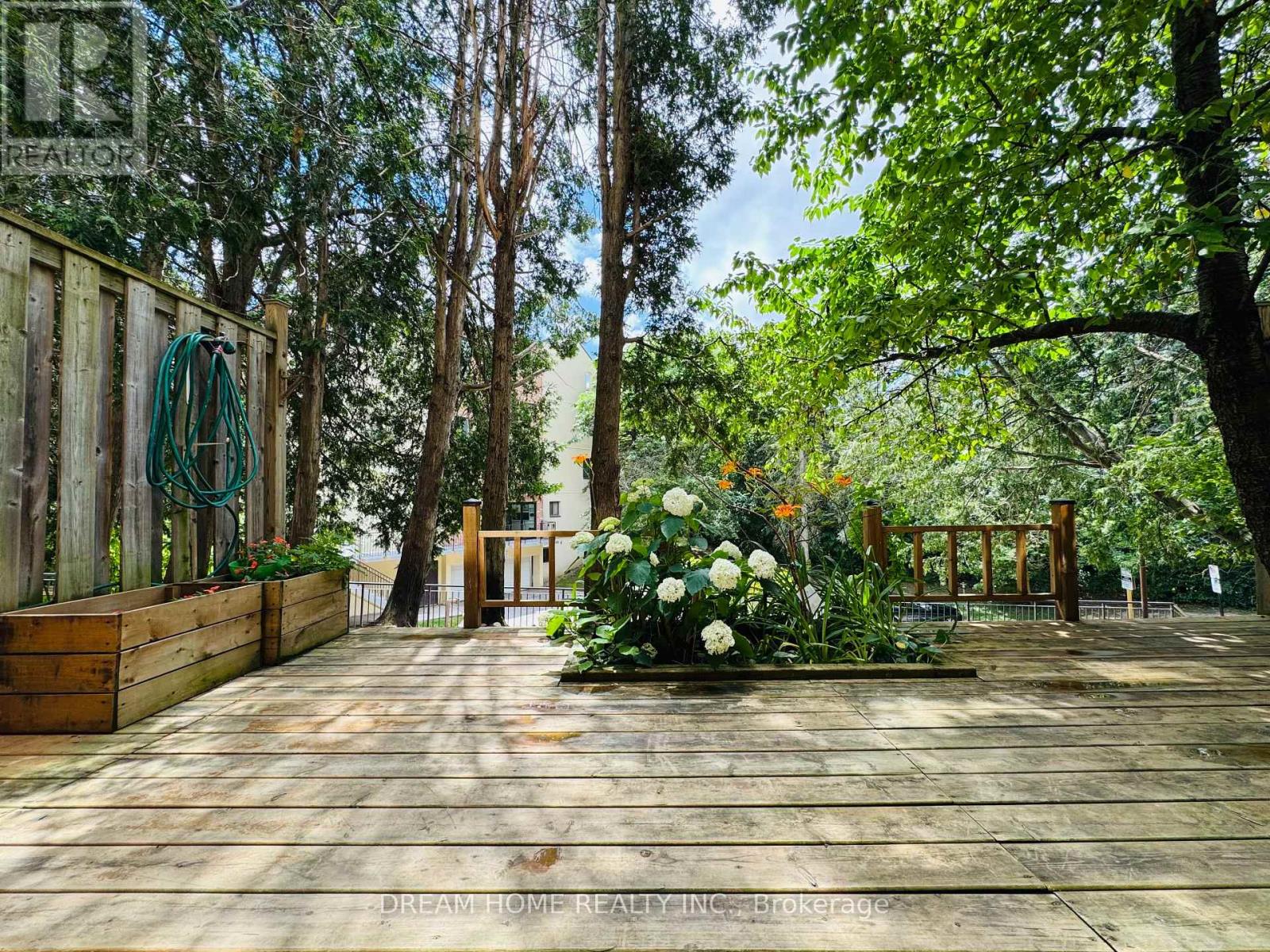 Property at 11 - 25 PEBBLE BYWAY image 2