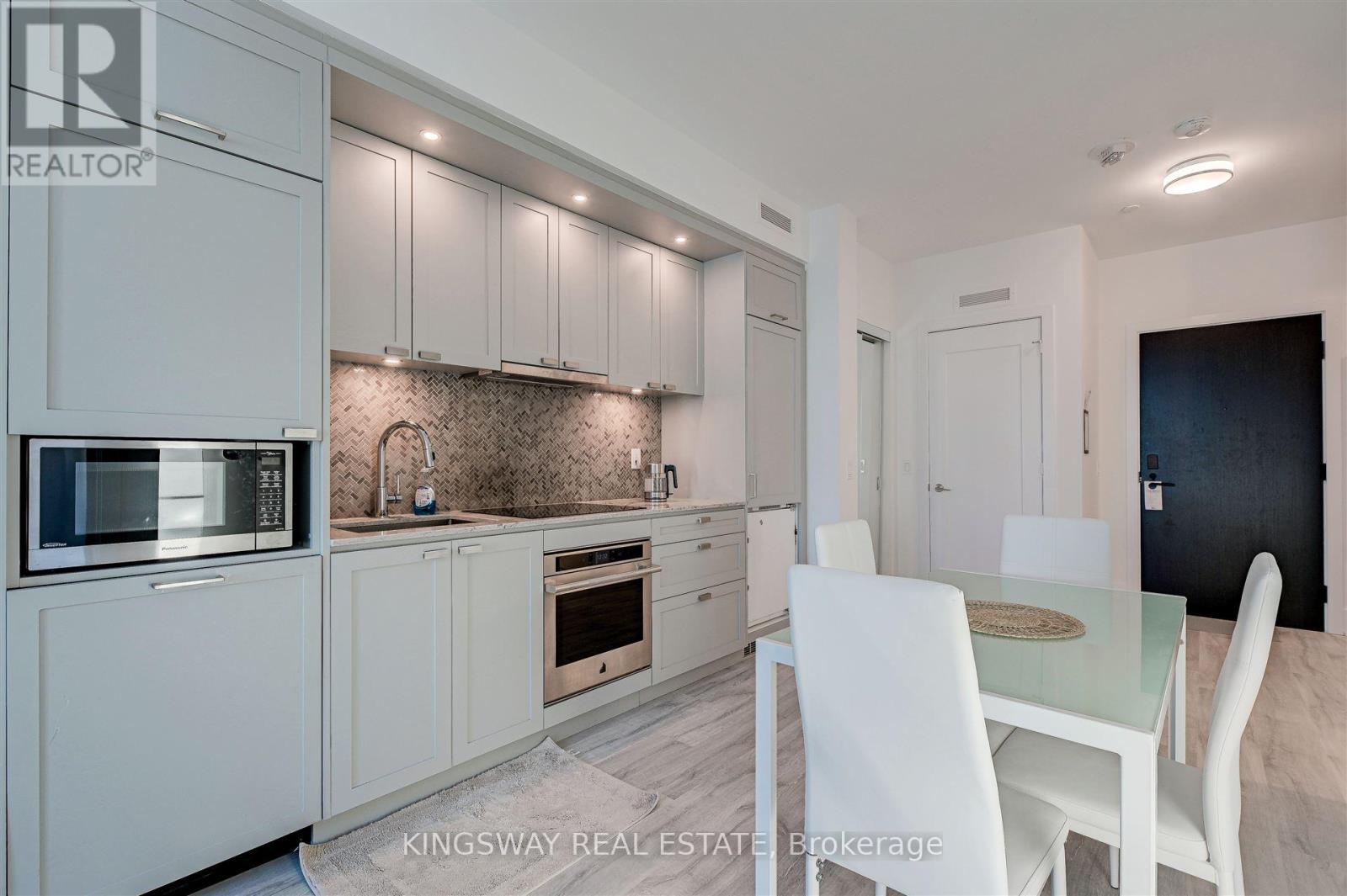 1907 - 470 Front Street W, Toronto, Ontario  M5V 0V6 - Photo 16 - C12269392