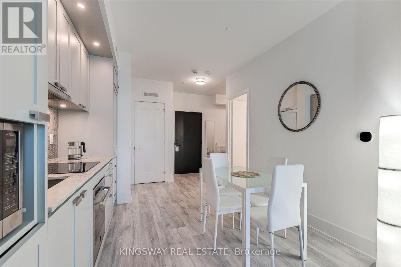 1907 - 470 Front Street W, Toronto, Ontario  M5V 0V6 - Photo 17 - C12269392