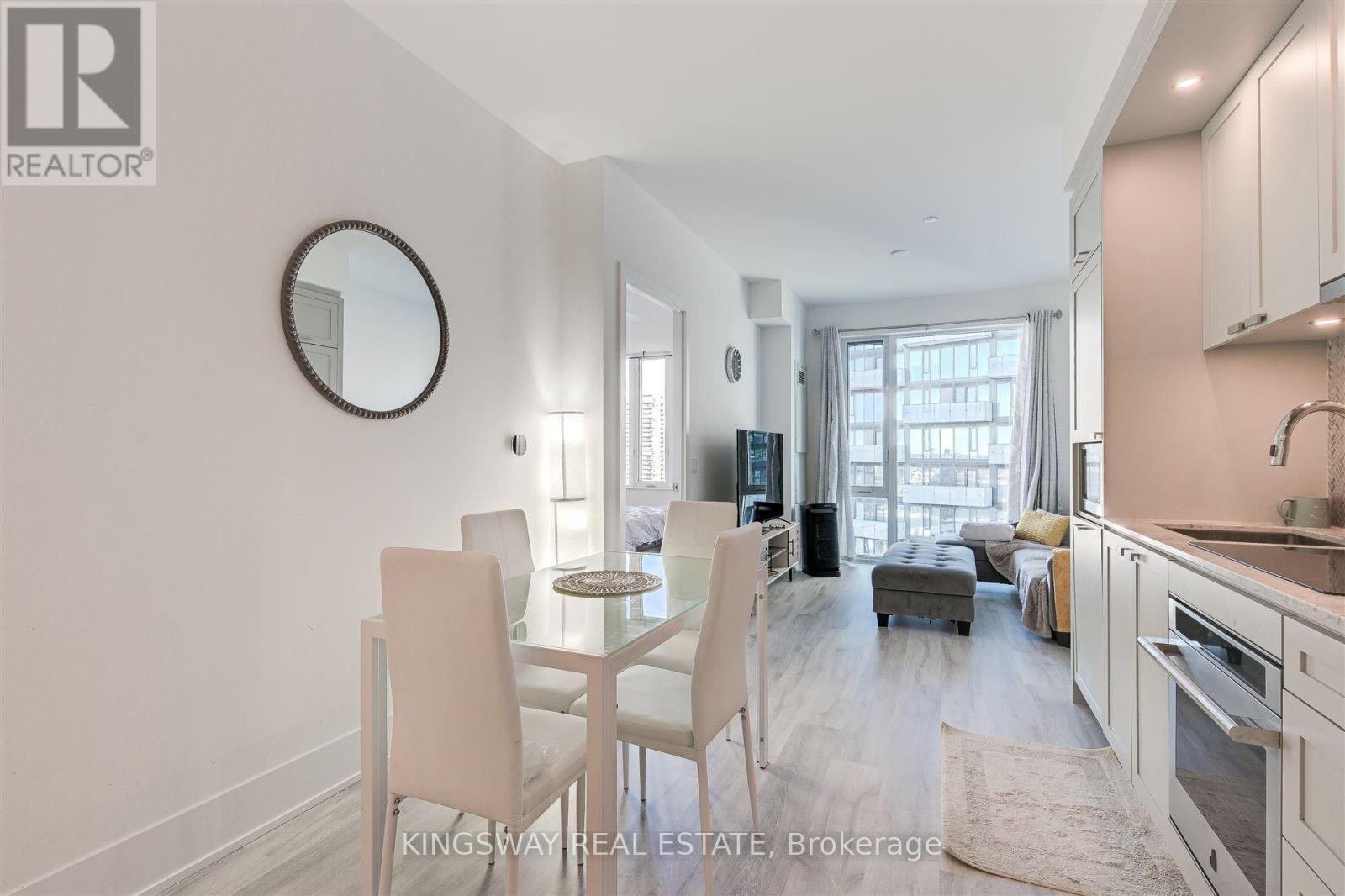1907 - 470 Front Street W, Toronto, Ontario  M5V 0V6 - Photo 18 - C12269392