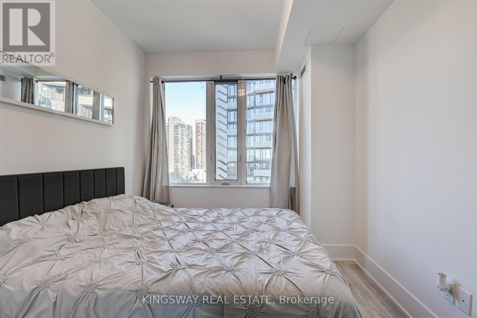 1907 - 470 Front Street W, Toronto, Ontario  M5V 0V6 - Photo 23 - C12269392