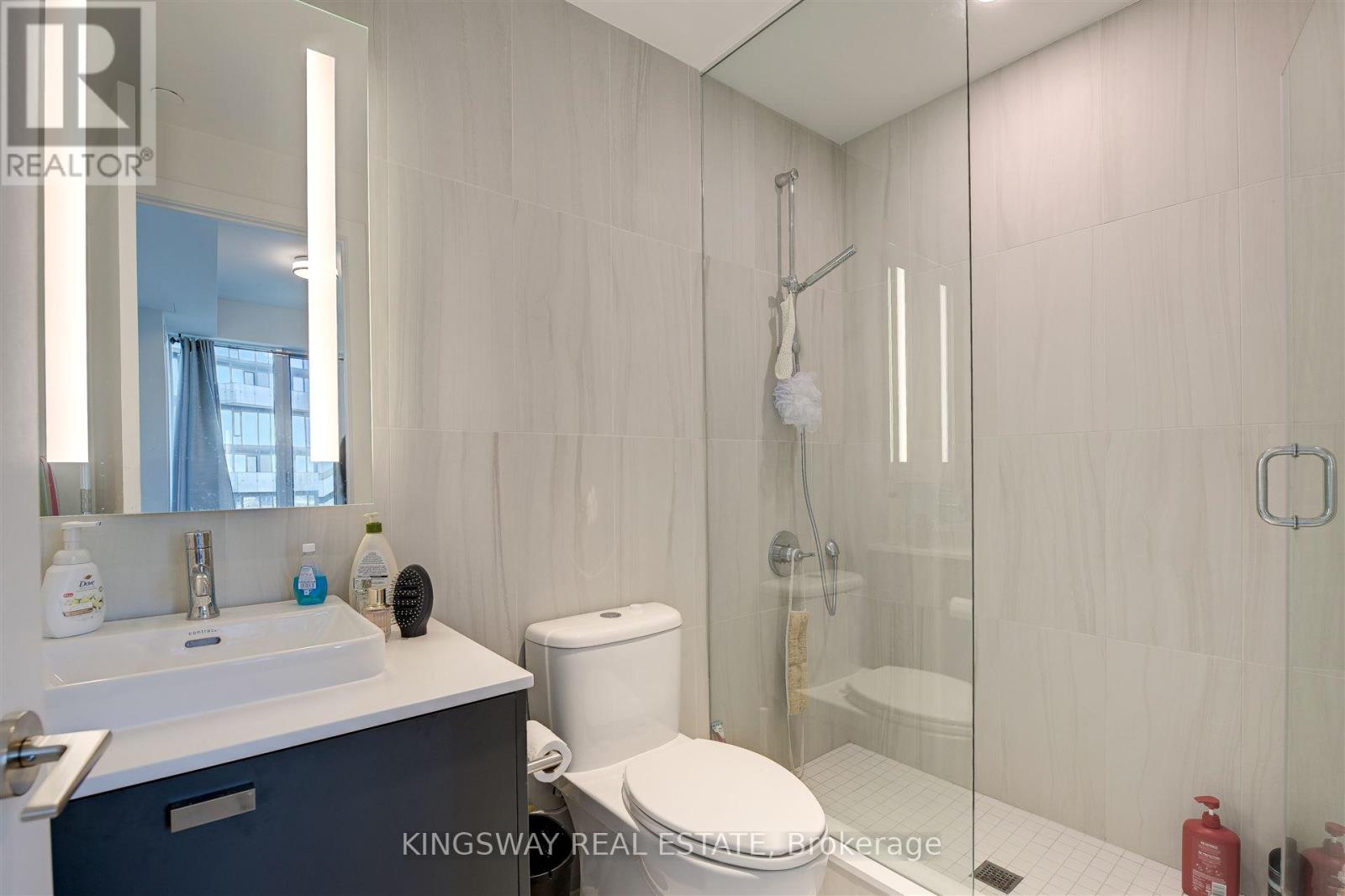 1907 - 470 Front Street W, Toronto, Ontario  M5V 0V6 - Photo 25 - C12269392